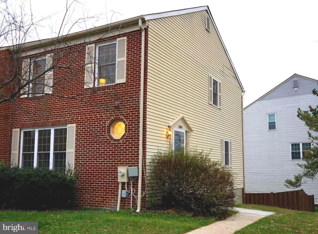 15001 Wheatland Place photo 1