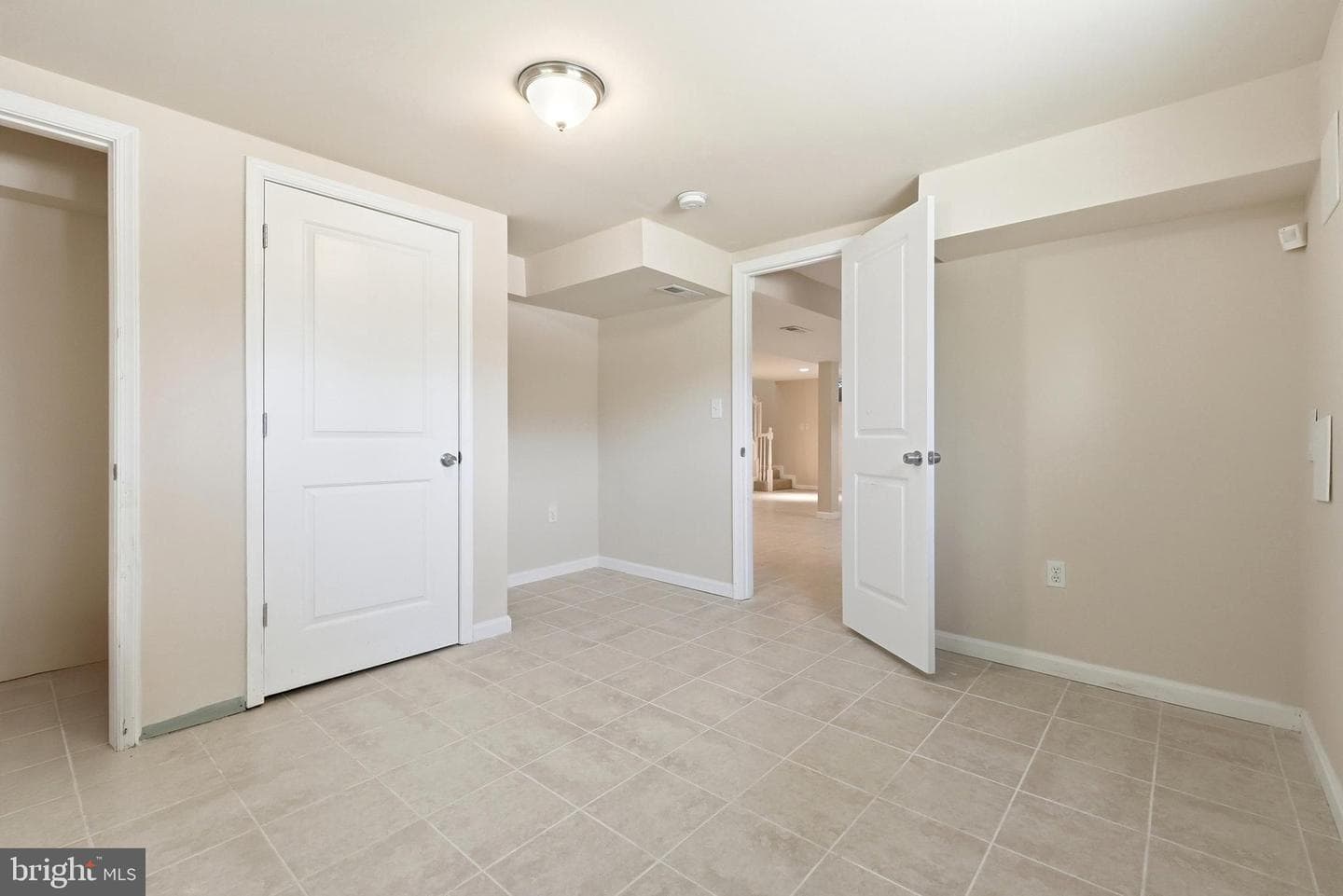 2500 Ramblewood Drive photo 36