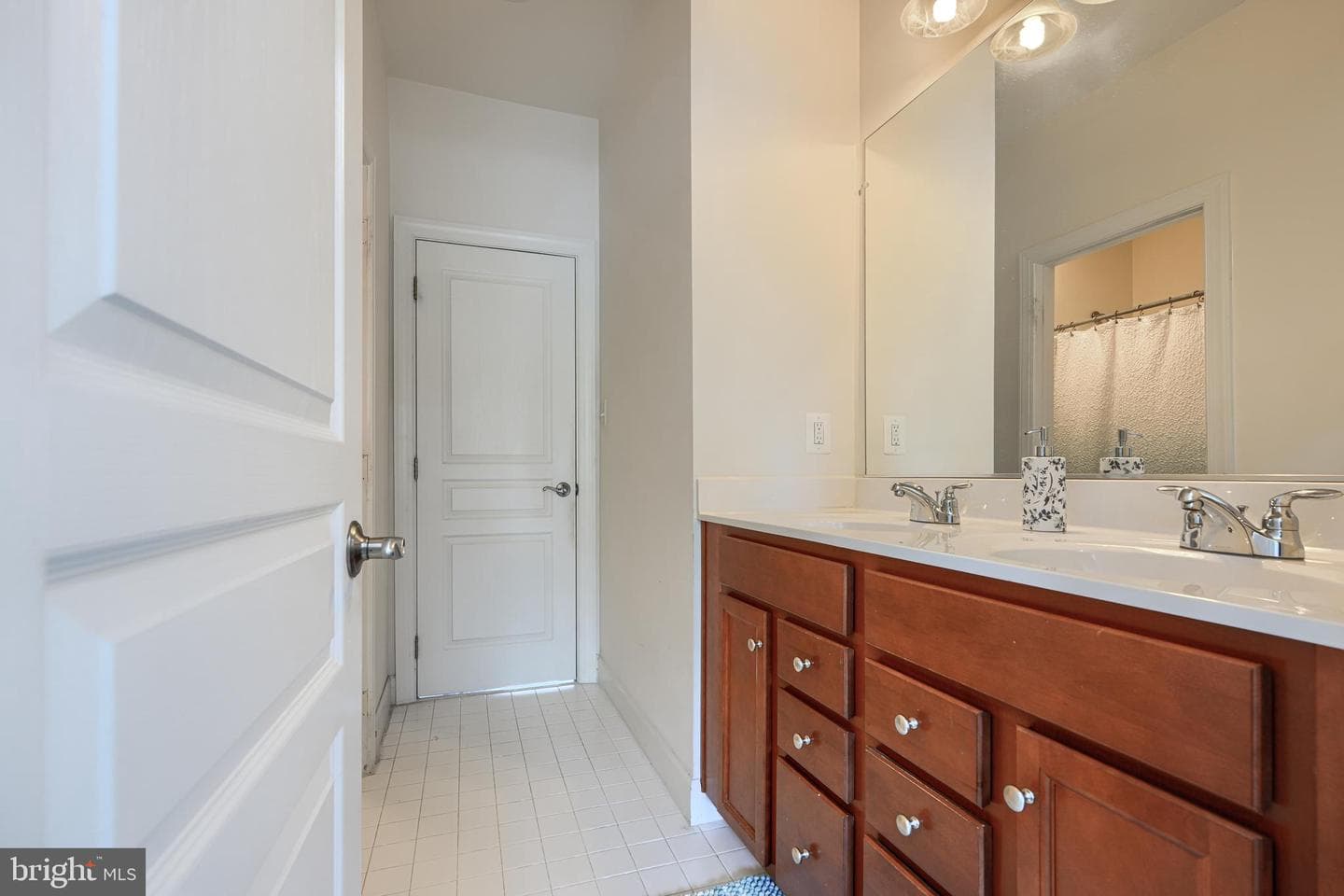5108 Kennington Court photo 23
