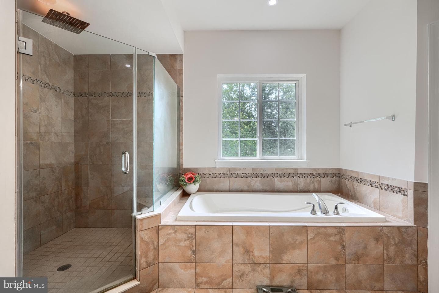 5108 Kennington Court photo 29