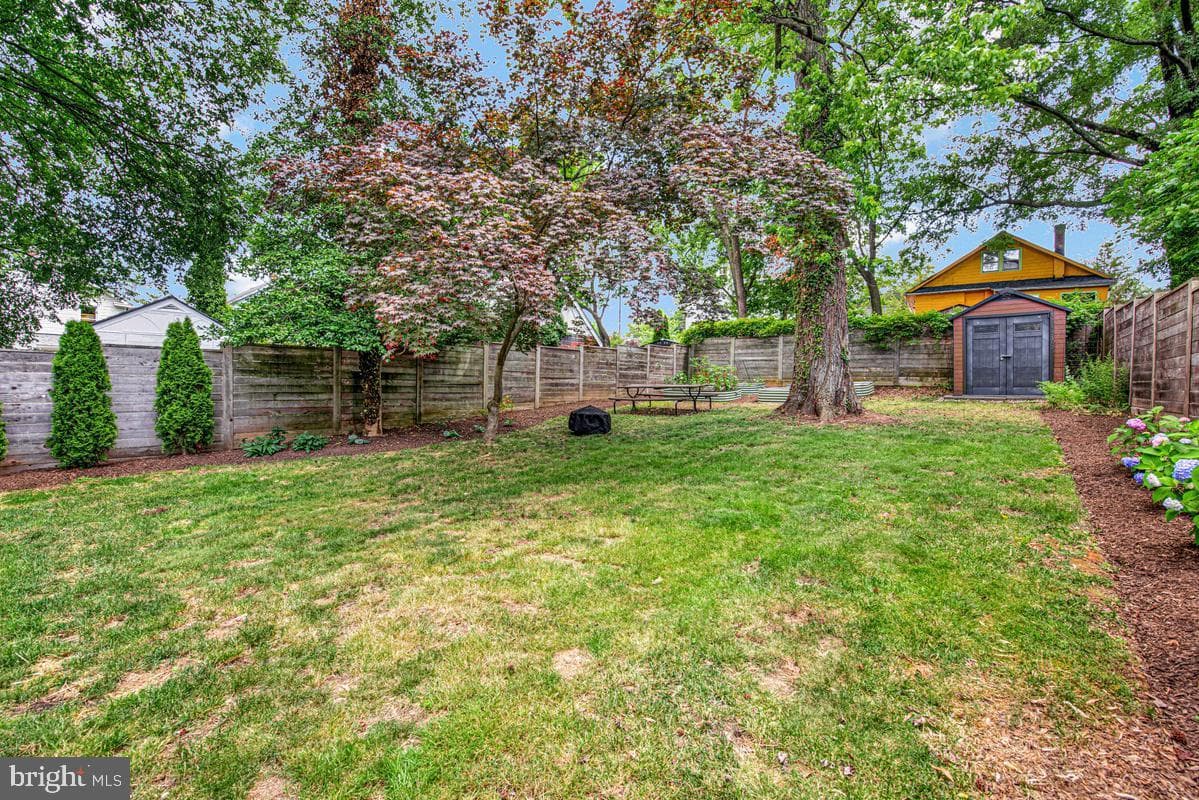 4221 Kennedy Street photo 43