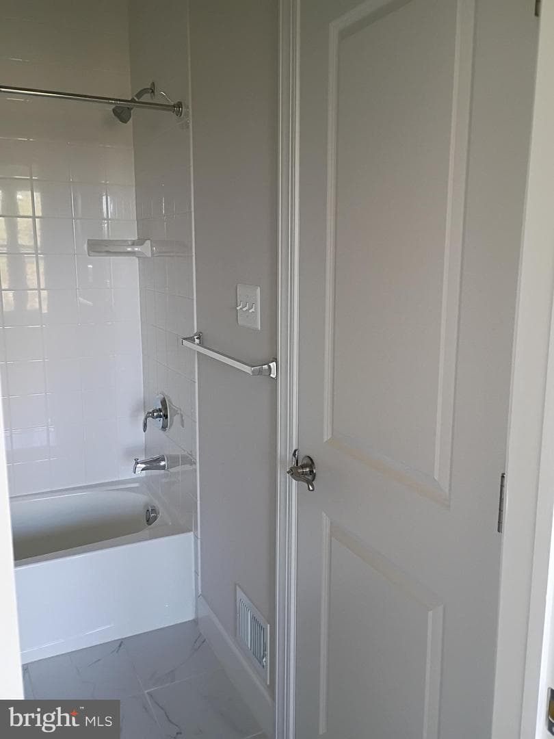 3525 Carnaby Street photo 16
