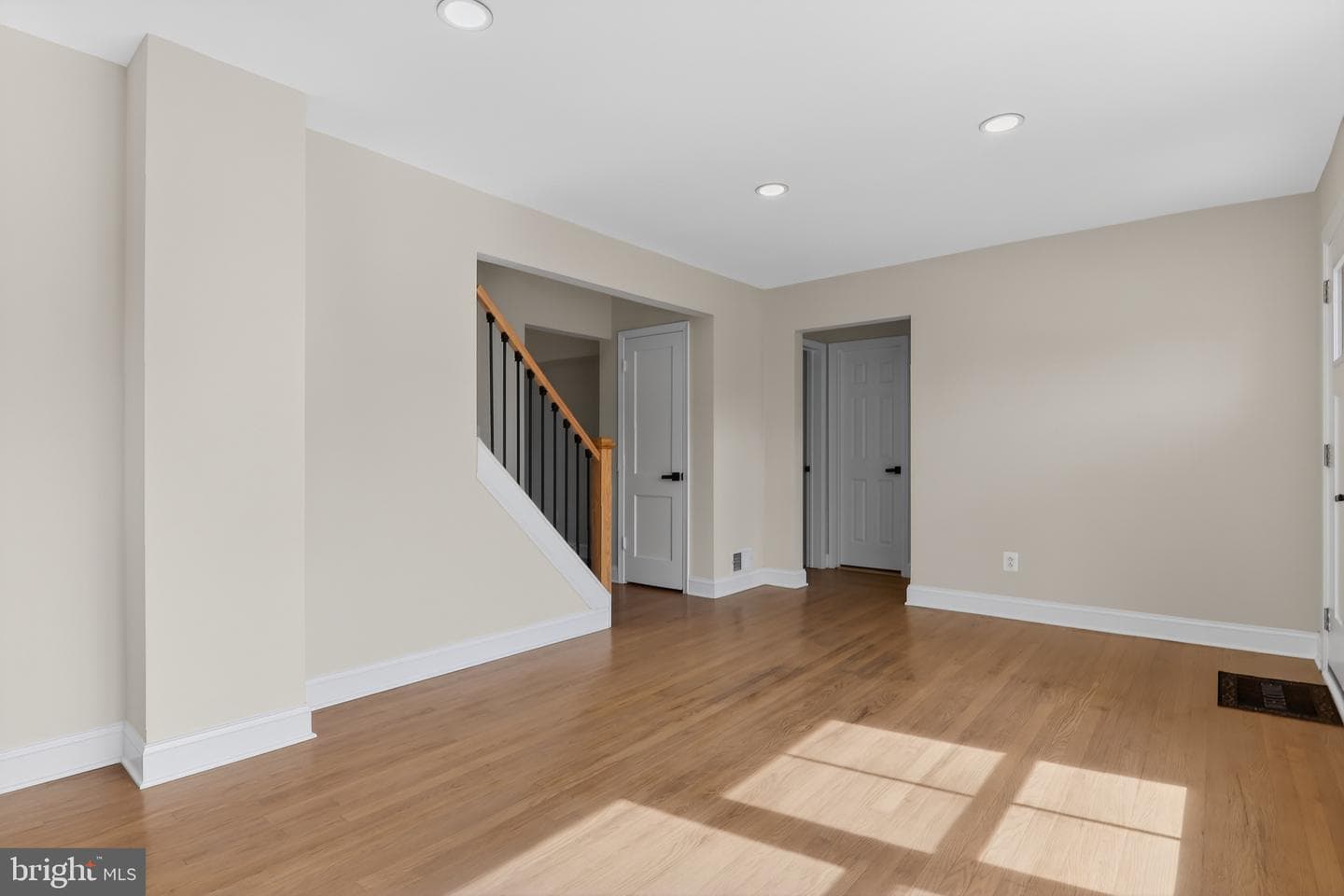 7311 23rd Avenue photo 4