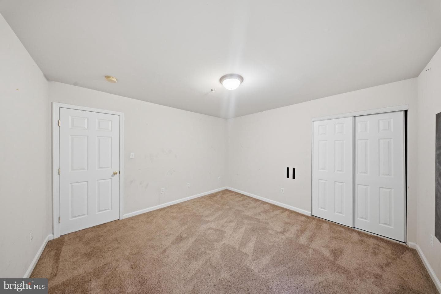 7611 Temple Hill Road photo 16