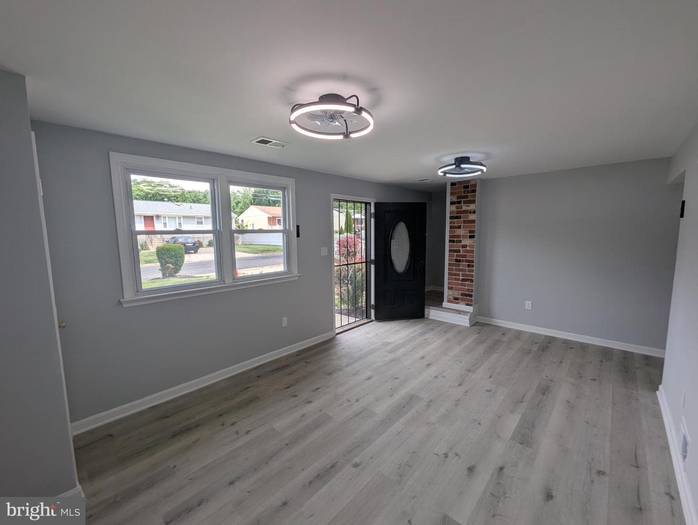 2612 Phelps Avenue photo 3