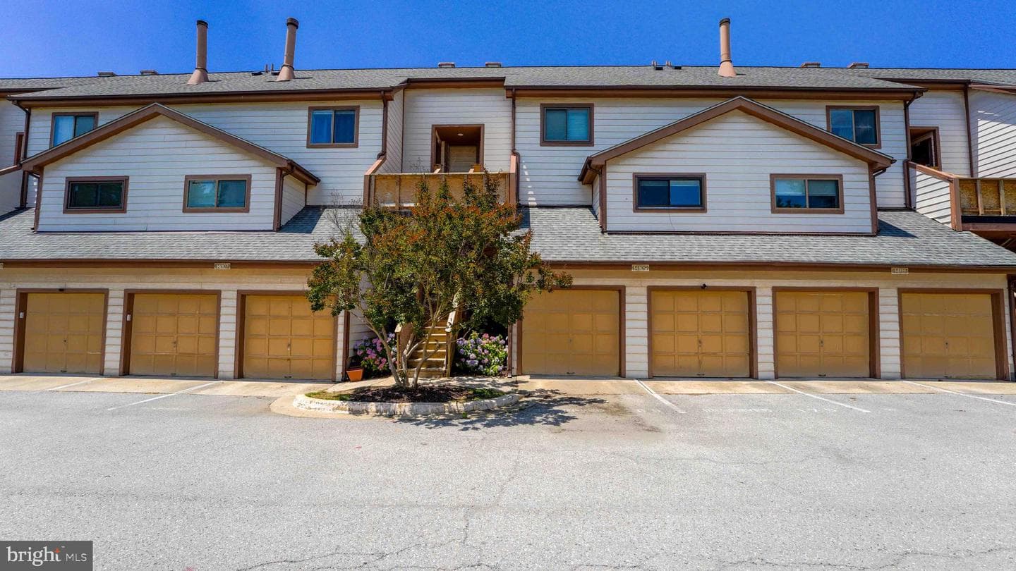 14109 William Street #16-B photo 25