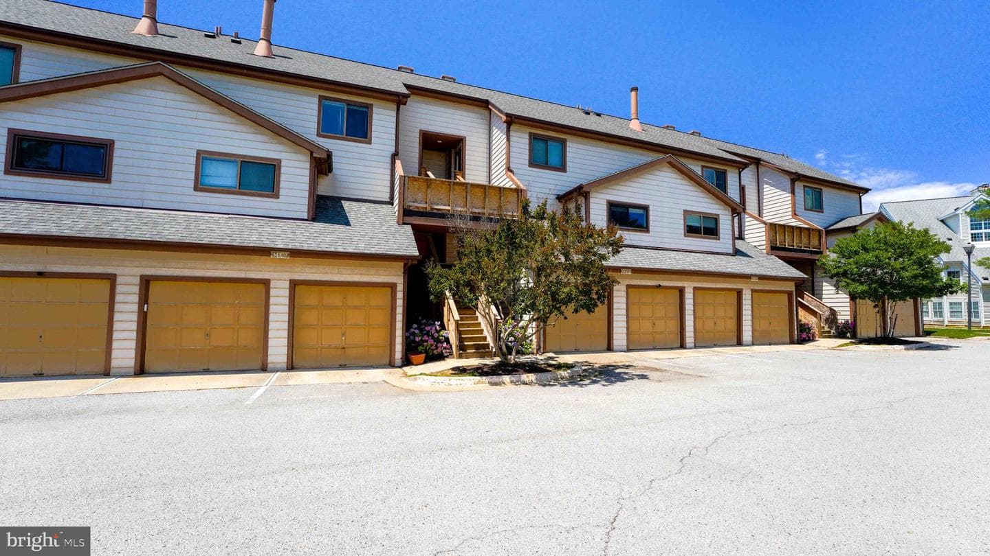 14109 William Street #16-B photo 26