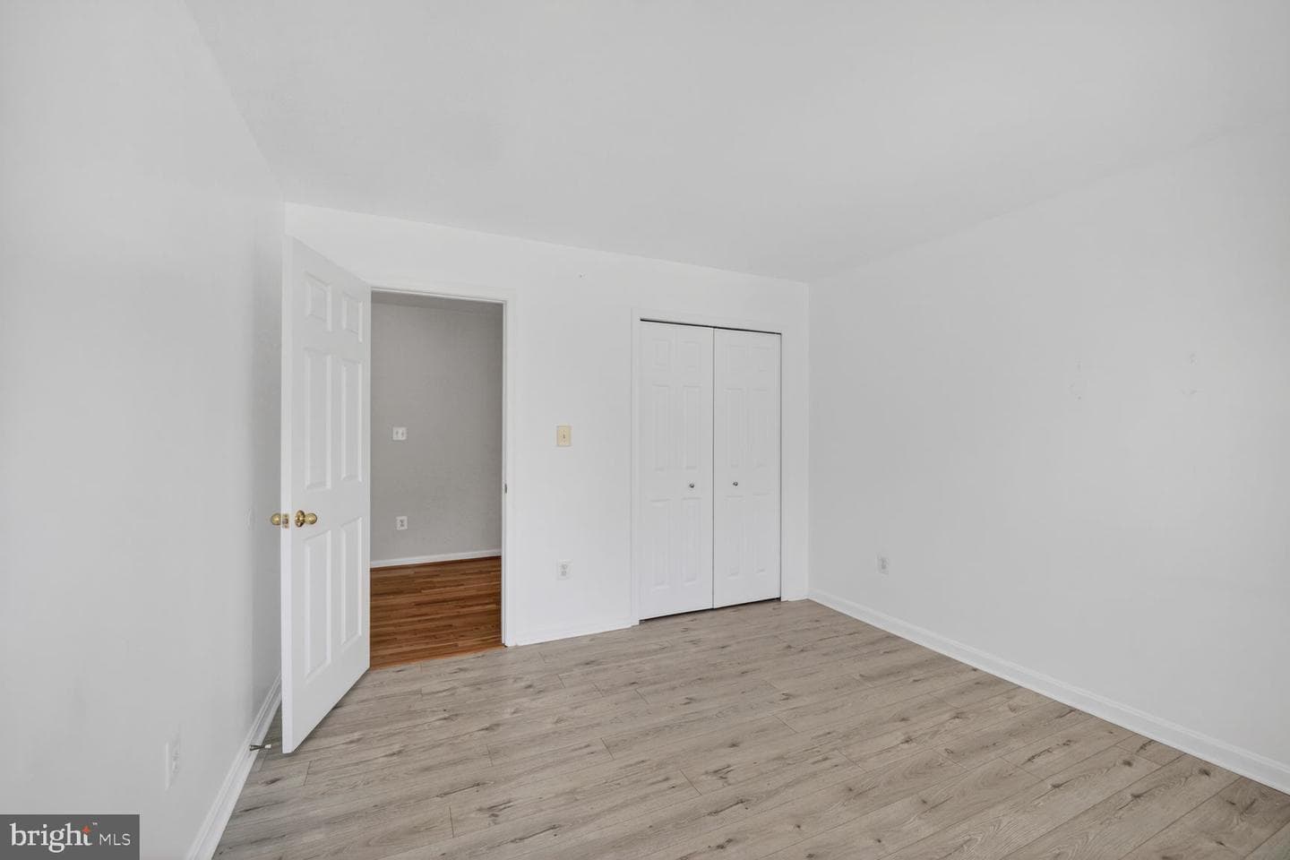 7712 Blue Point Avenue photo 27