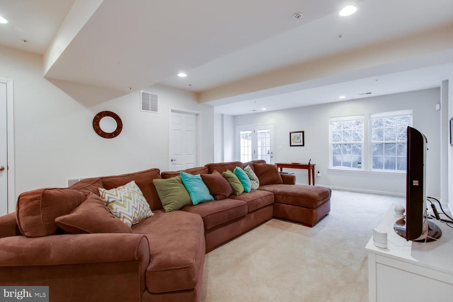 915 Hall Station Drive photo 31