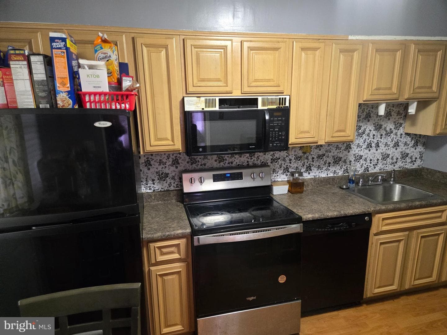 2345 Iverson Street photo 11
