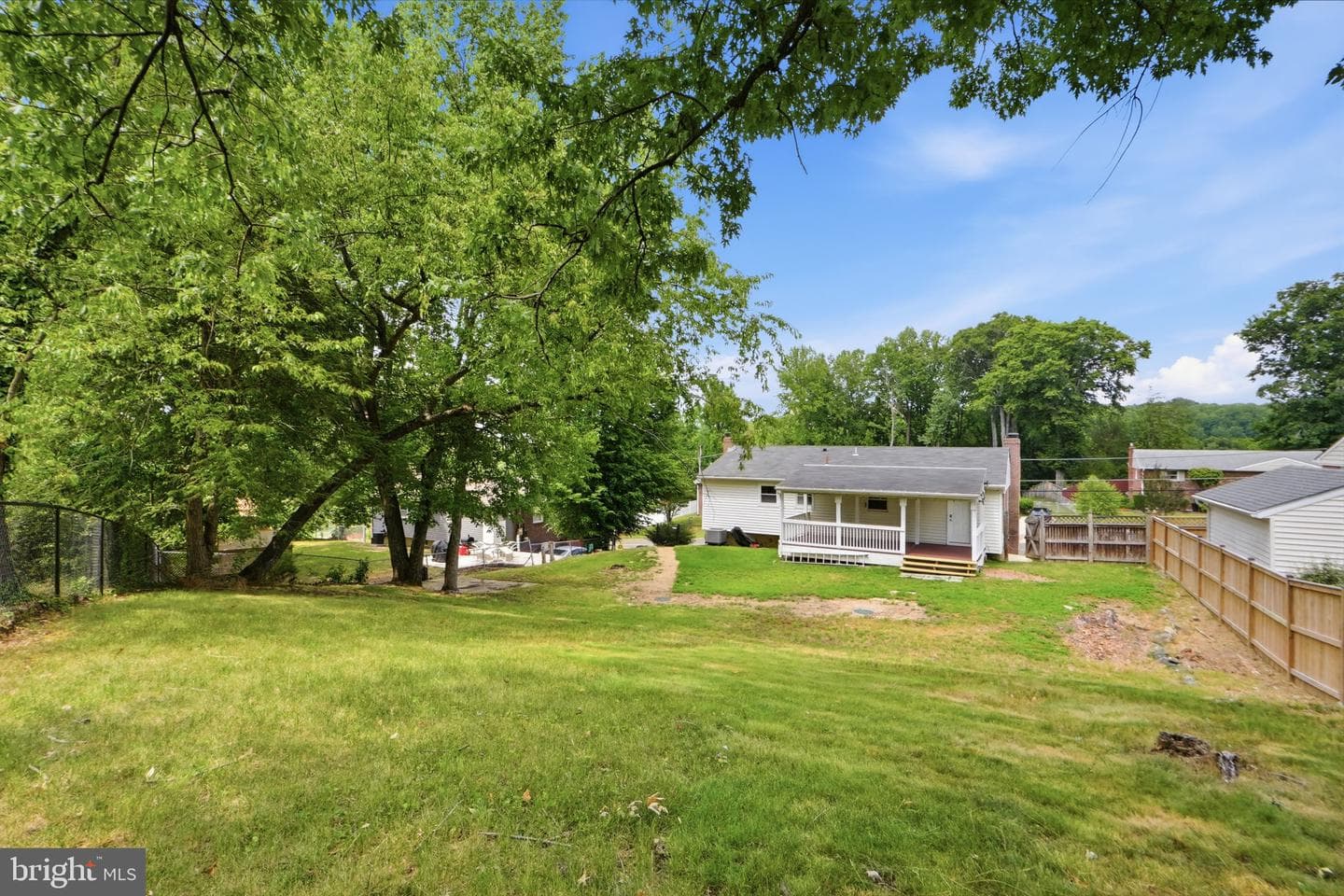 3007 Kingsway Road photo 34