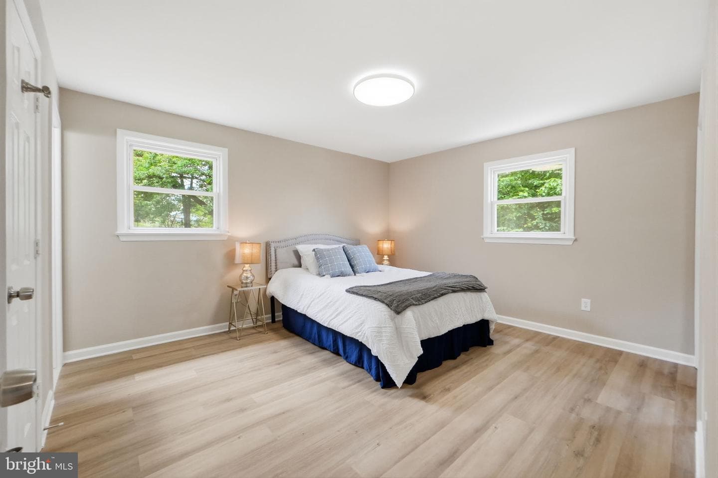 3007 Kingsway Road photo 5