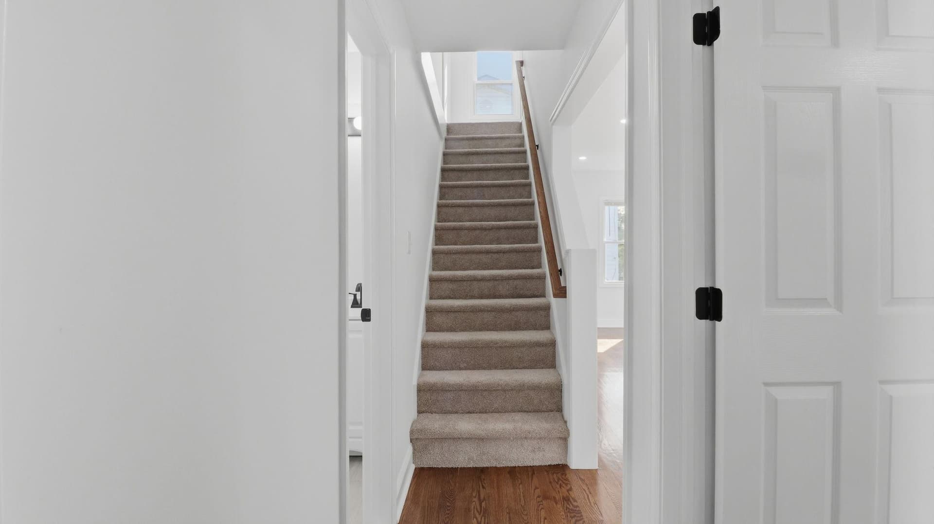 5633 Jamestown Road photo 22