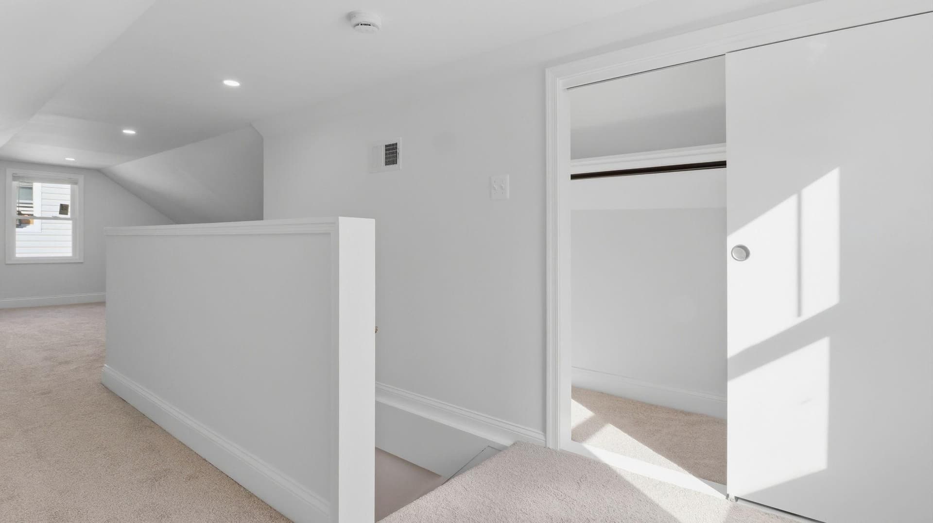5633 Jamestown Road photo 26