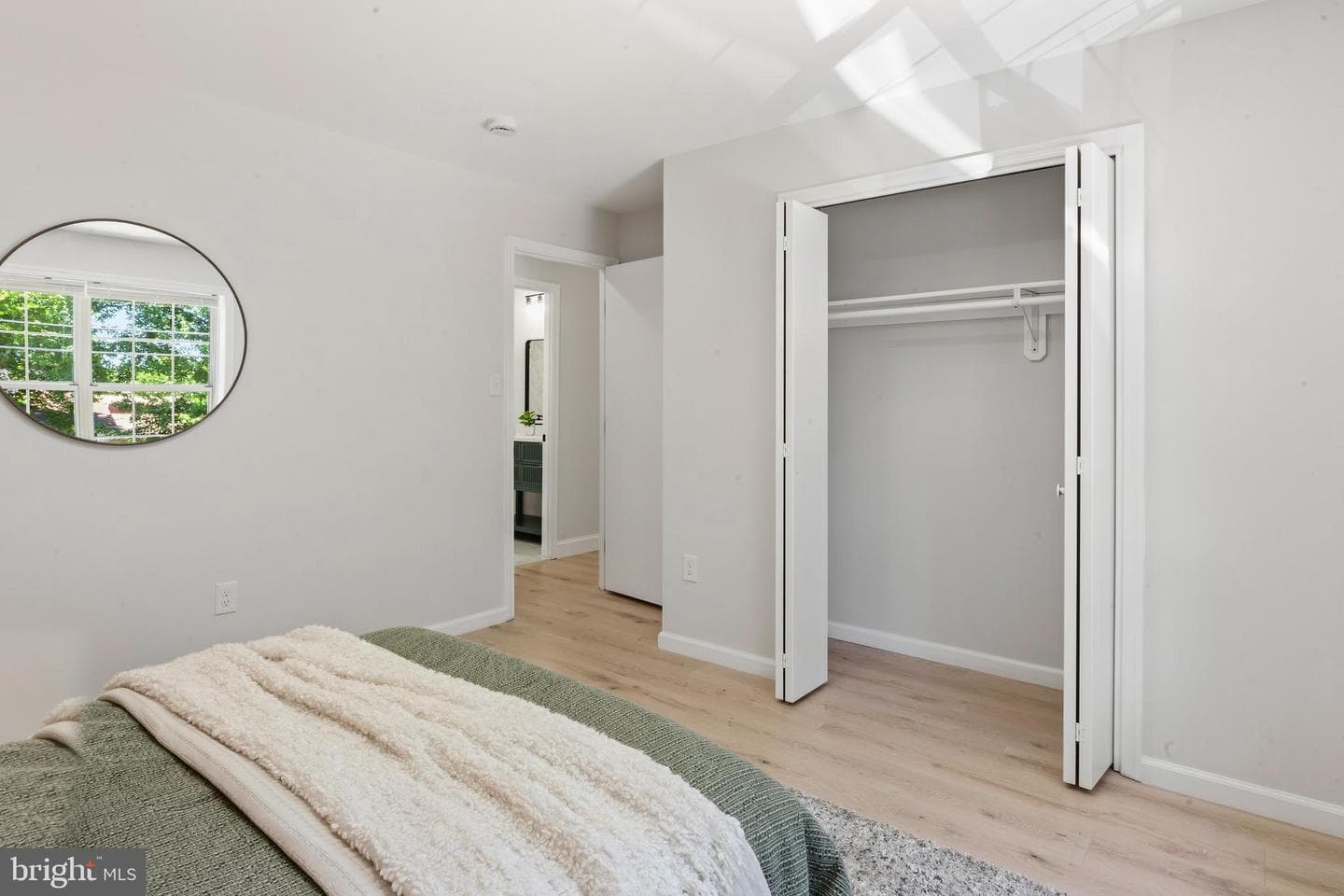 5303 Cumberland Street photo 28