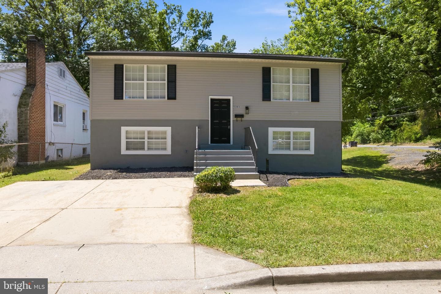 5303 Cumberland Street photo 3