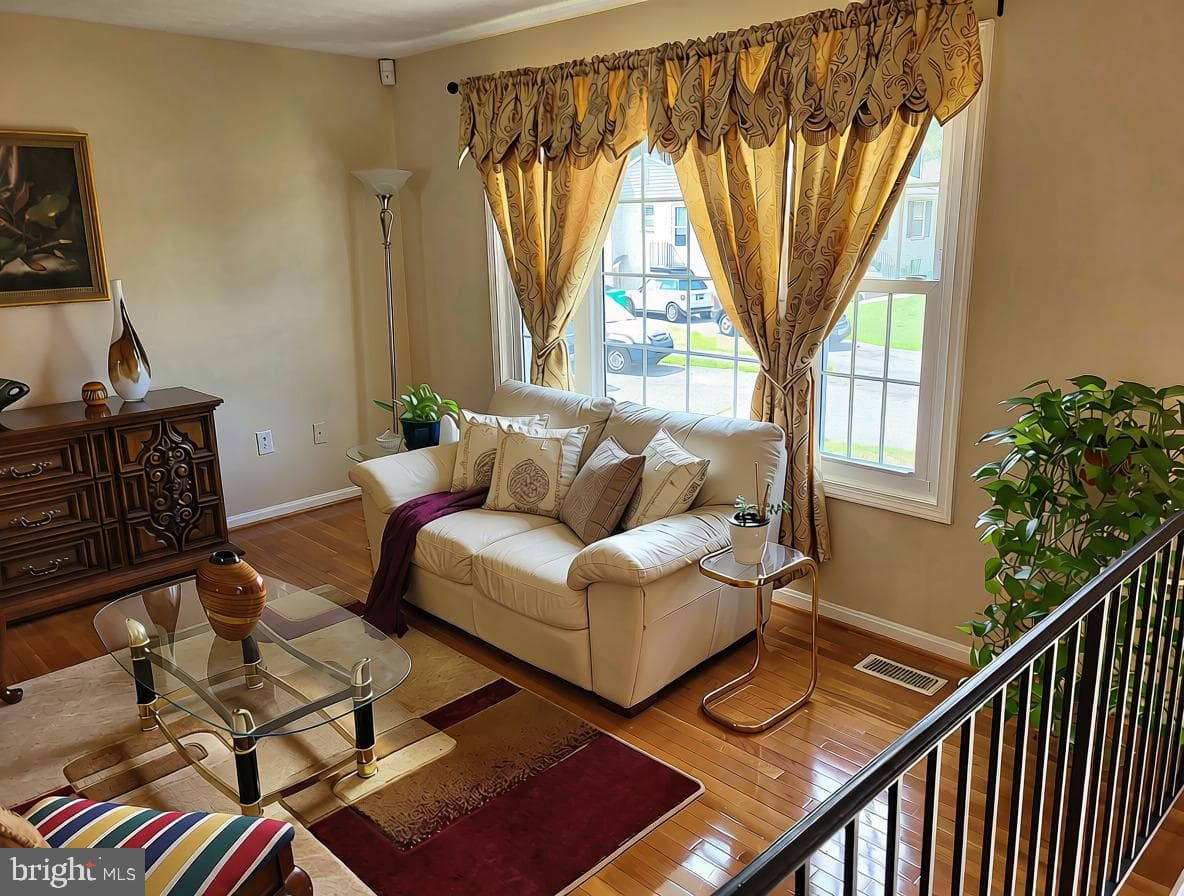 11823 Sylvia Drive photo 8
