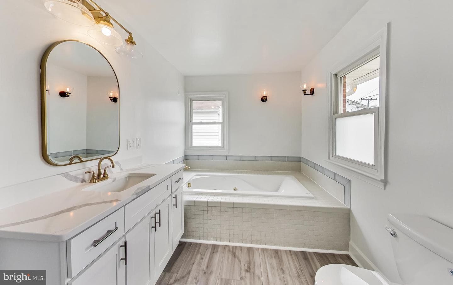 5923 Berwyn Road photo 19