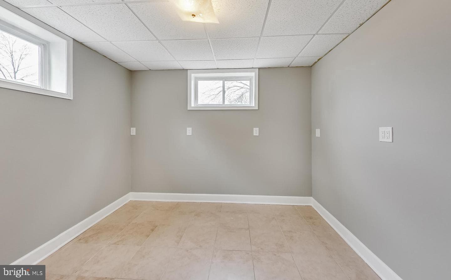5923 Berwyn Road photo 28