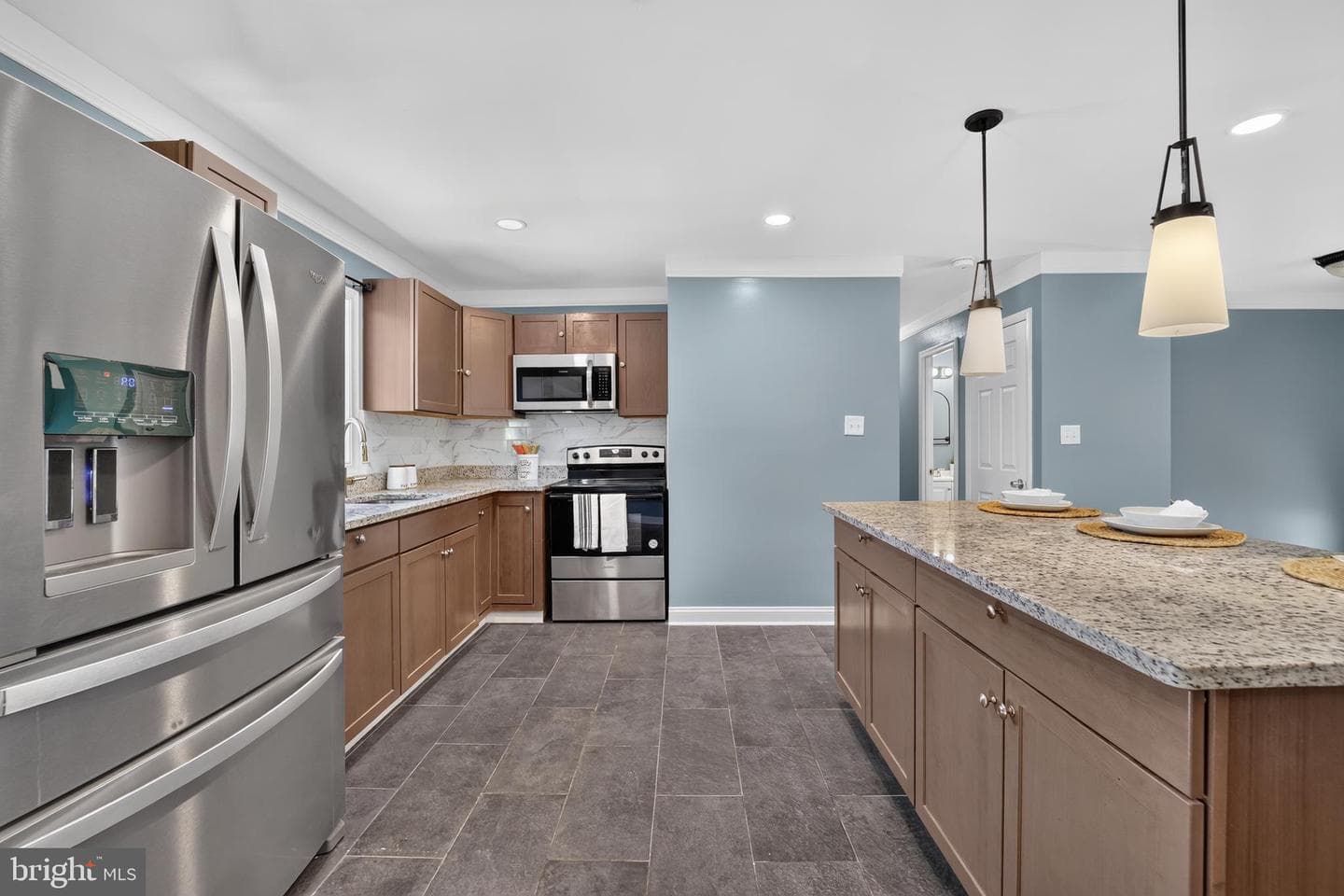 4203 John Street photo 5