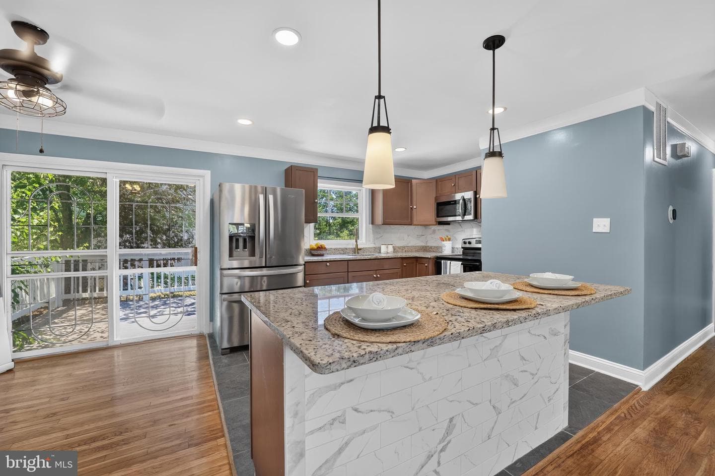 4203 John Street photo 6
