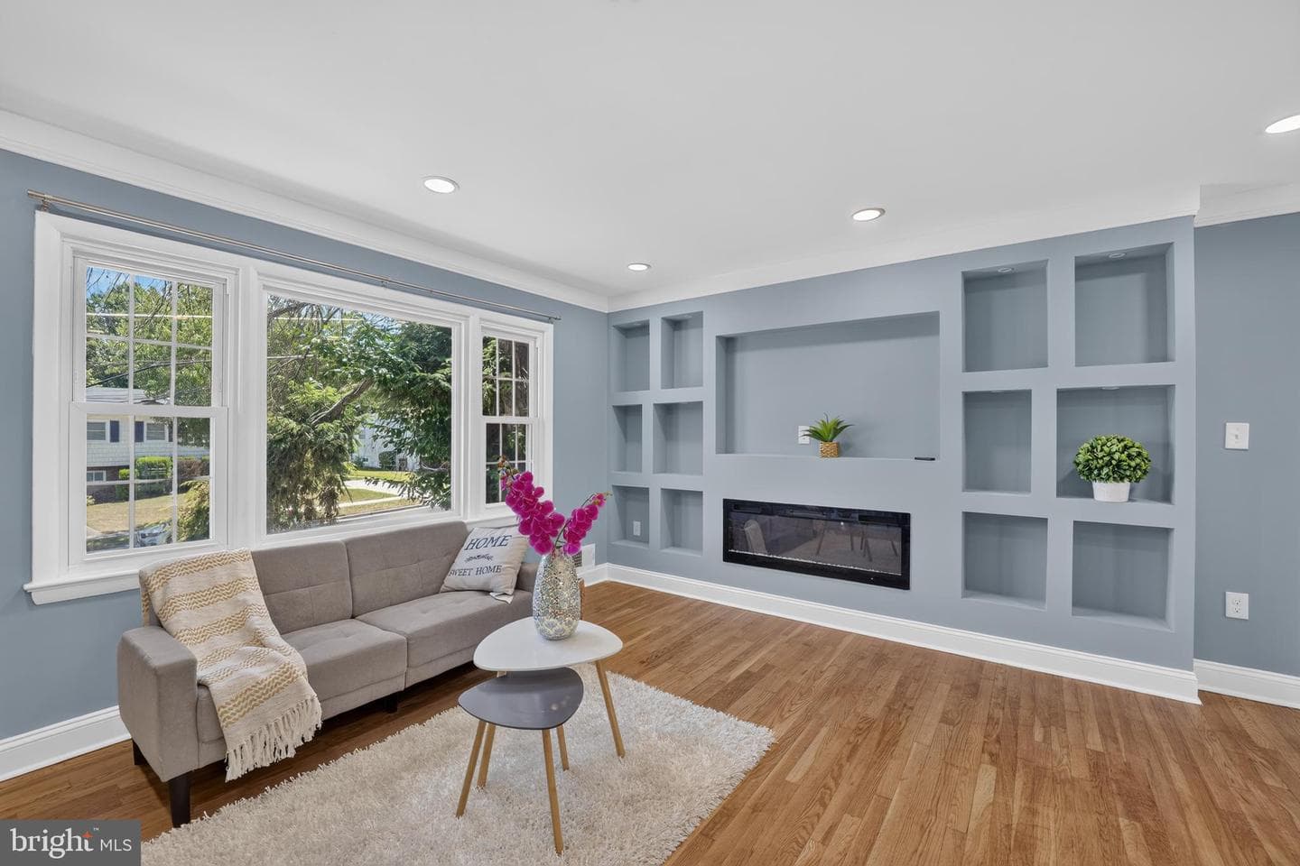 4203 John Street photo 7