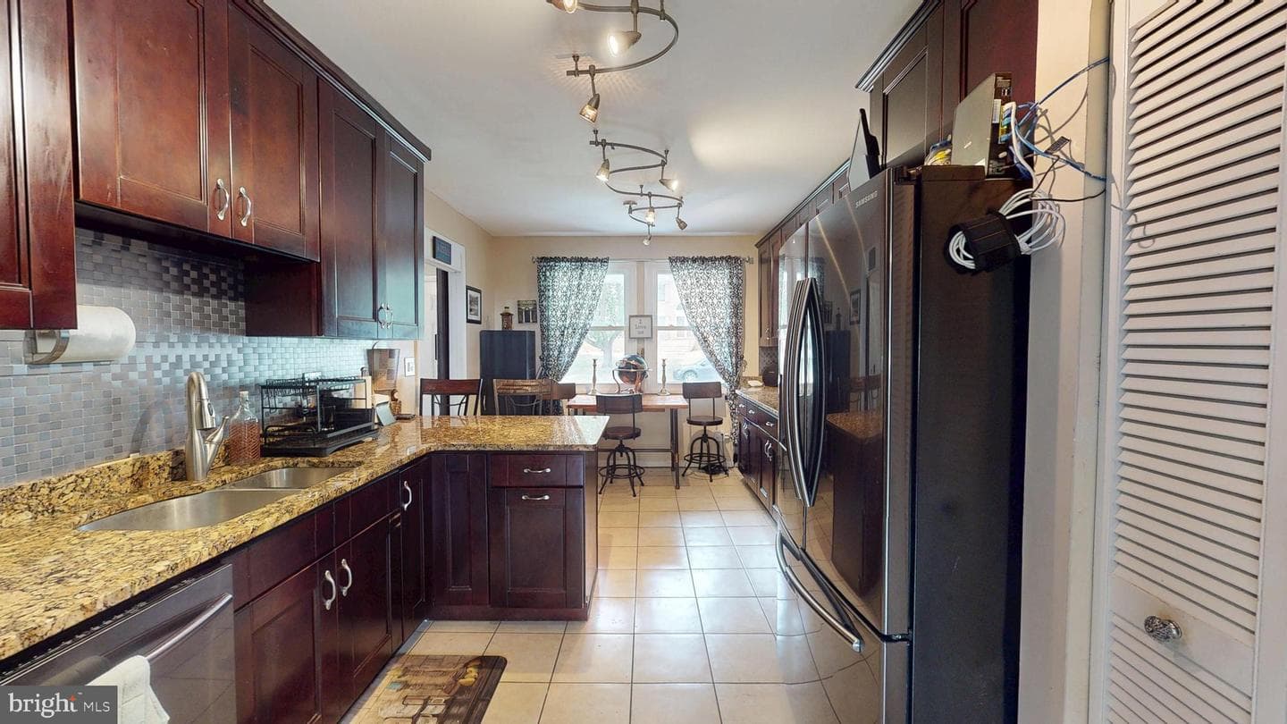 12532 Surrey Circle Drive photo 7