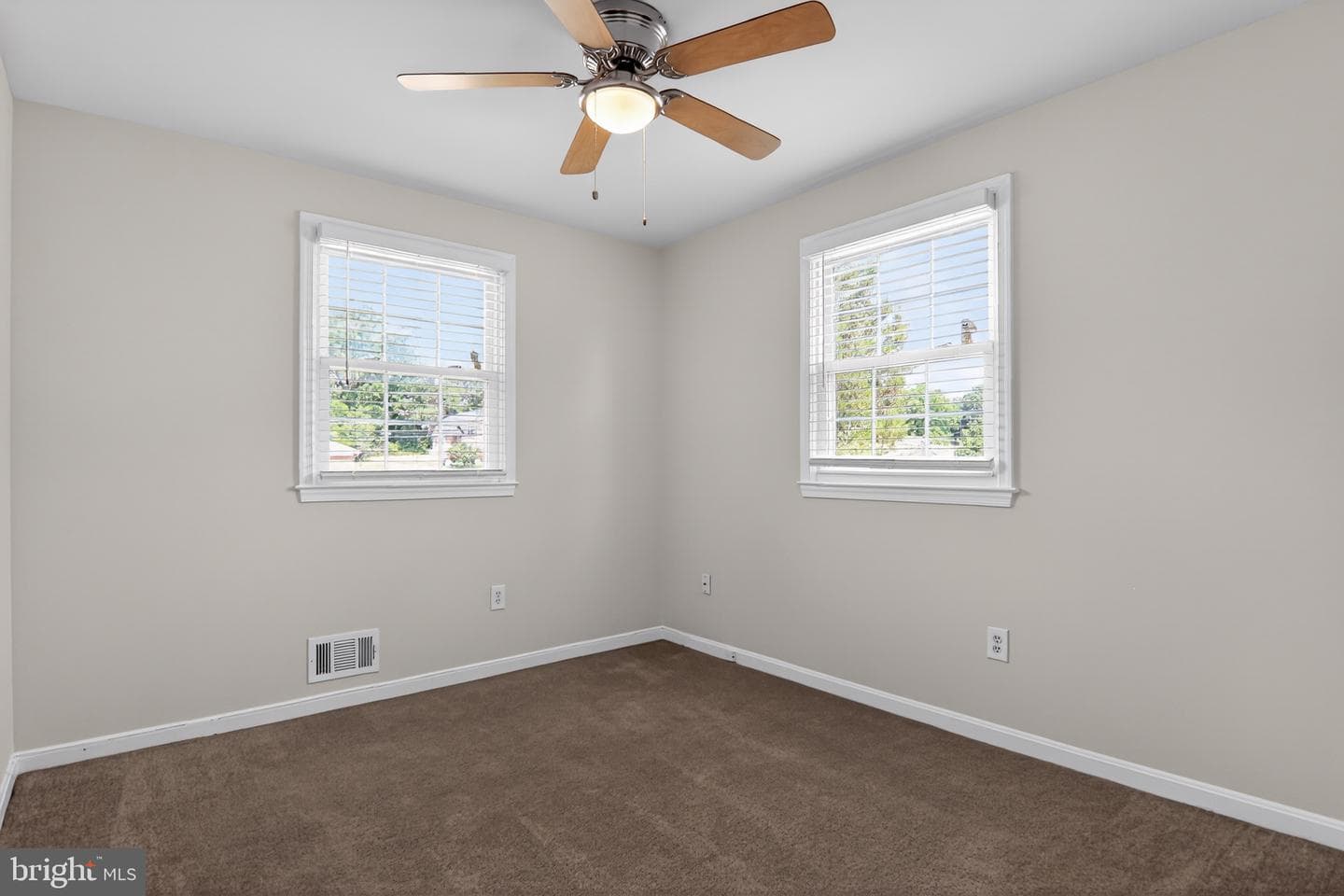 2516 Shadyside Avenue photo 18