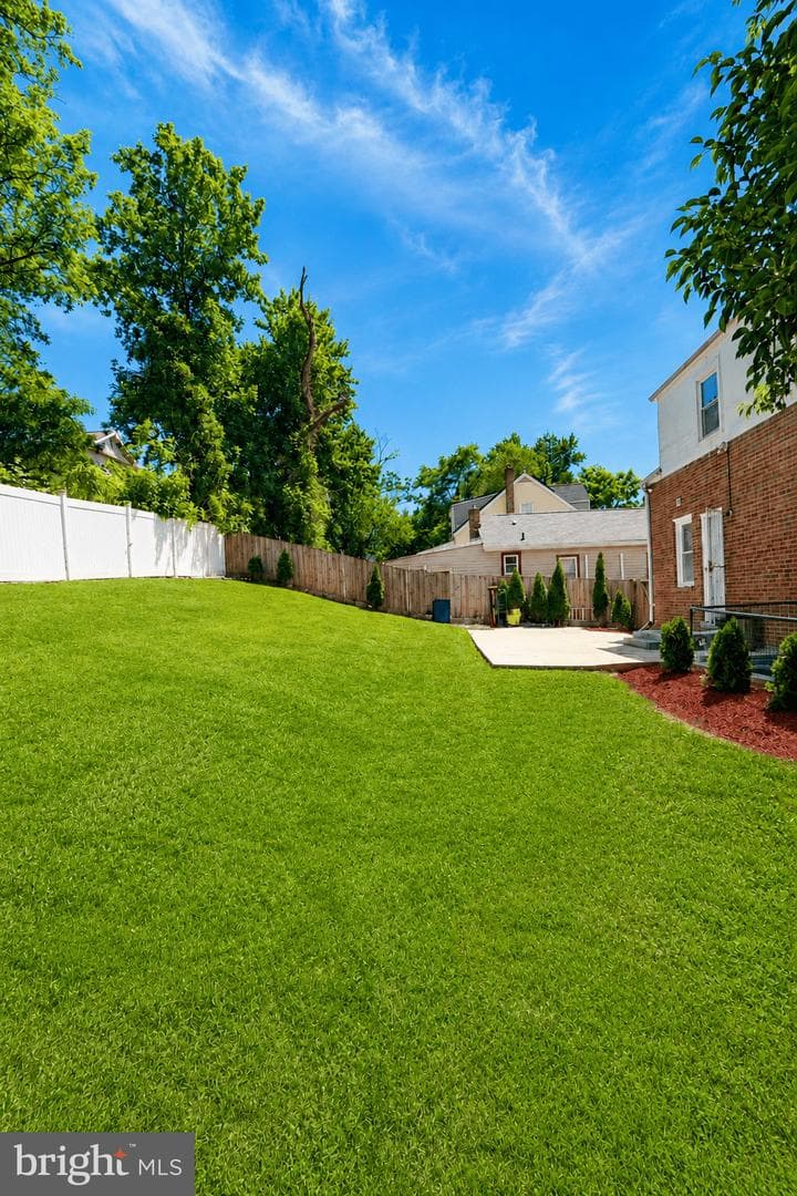 918 Mentor Avenue photo 46