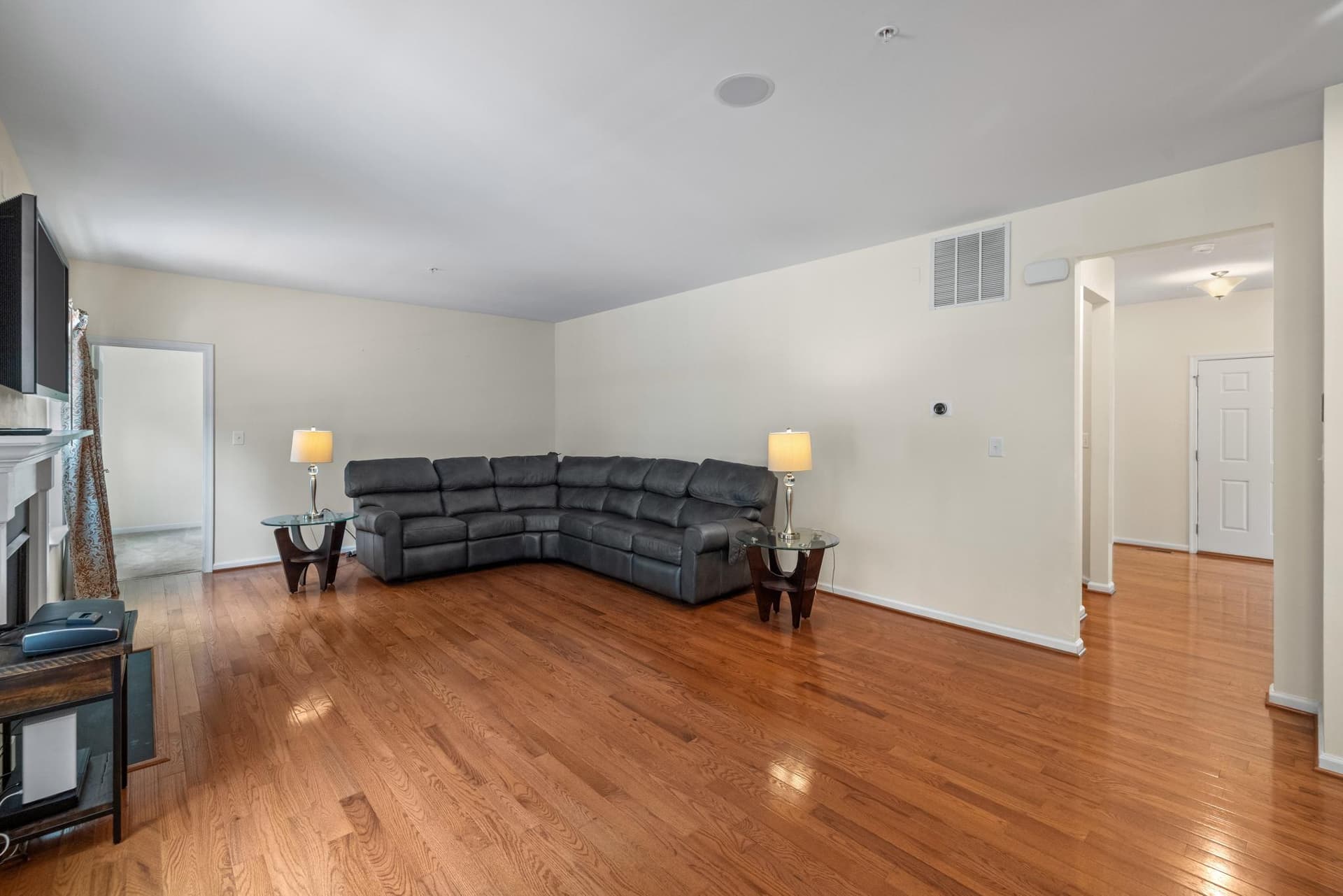 2911 Brentland Court photo 11