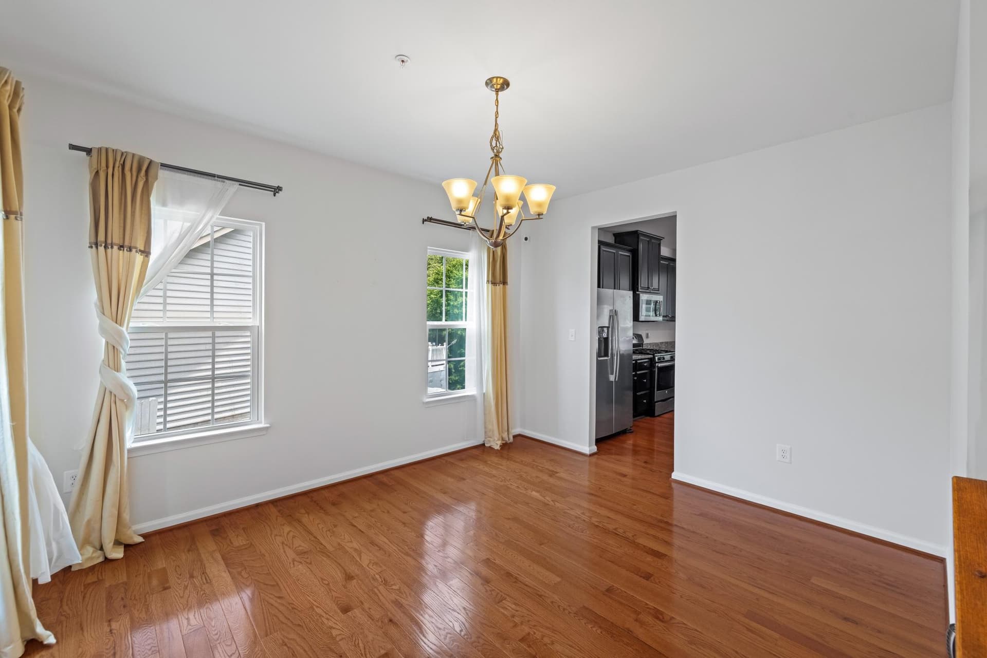 2911 Brentland Court photo 5