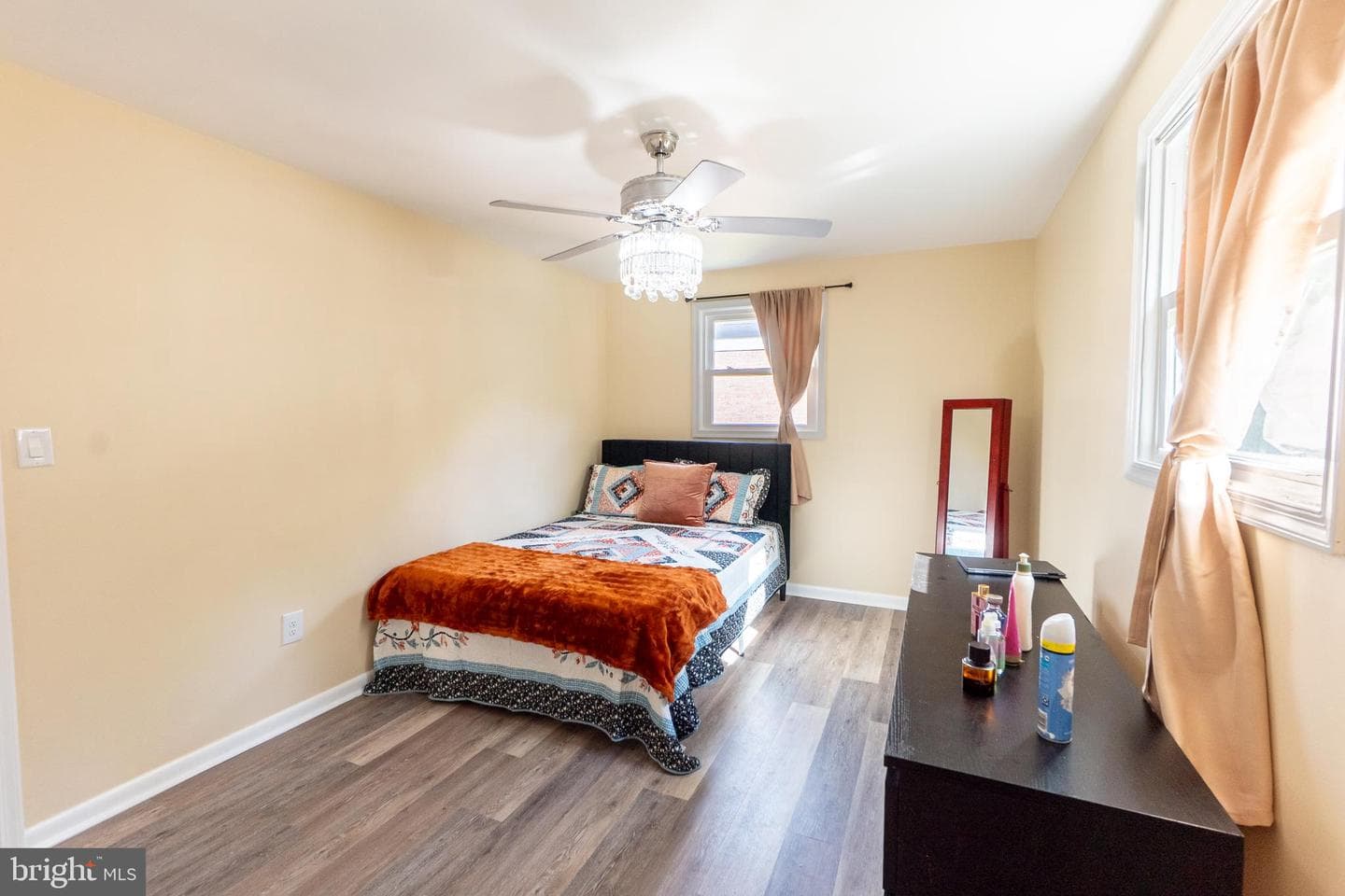 6911 Groveton Drive photo 20