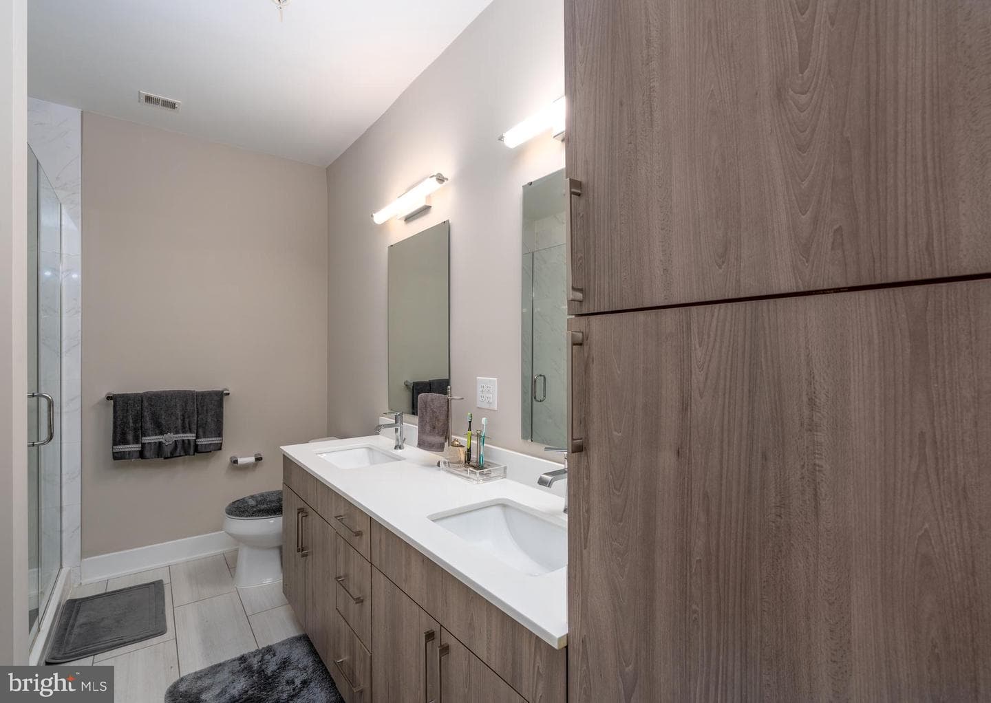 145 Riverhaven Drive #131 photo 14