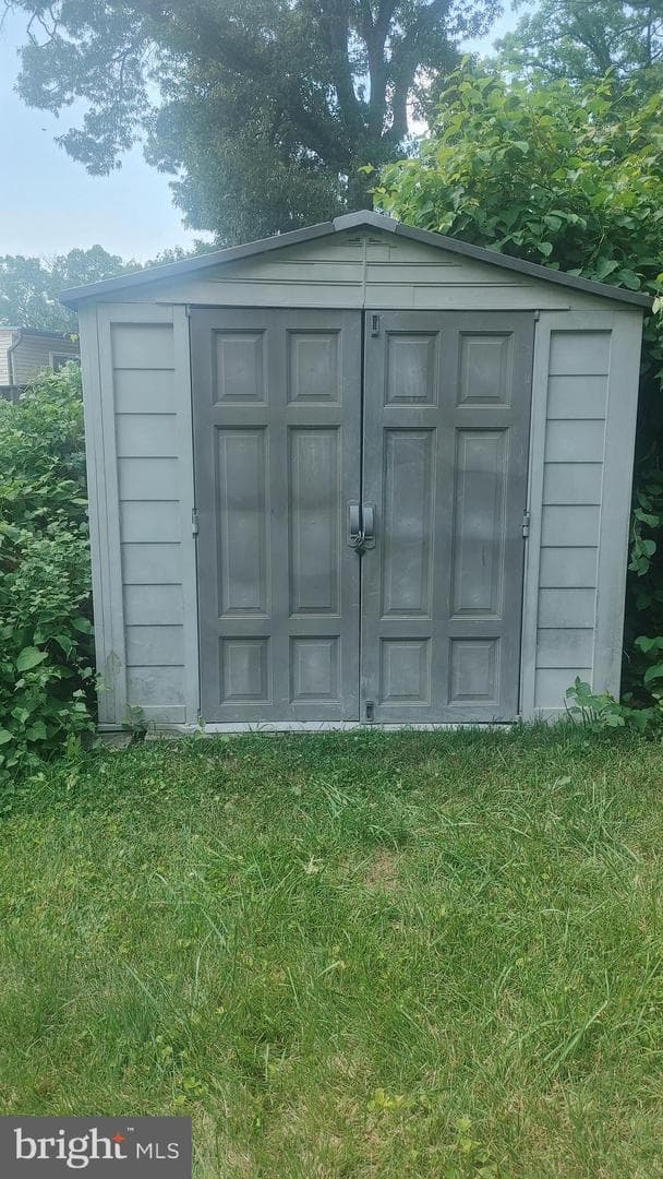 7744 Decatur Road photo 29