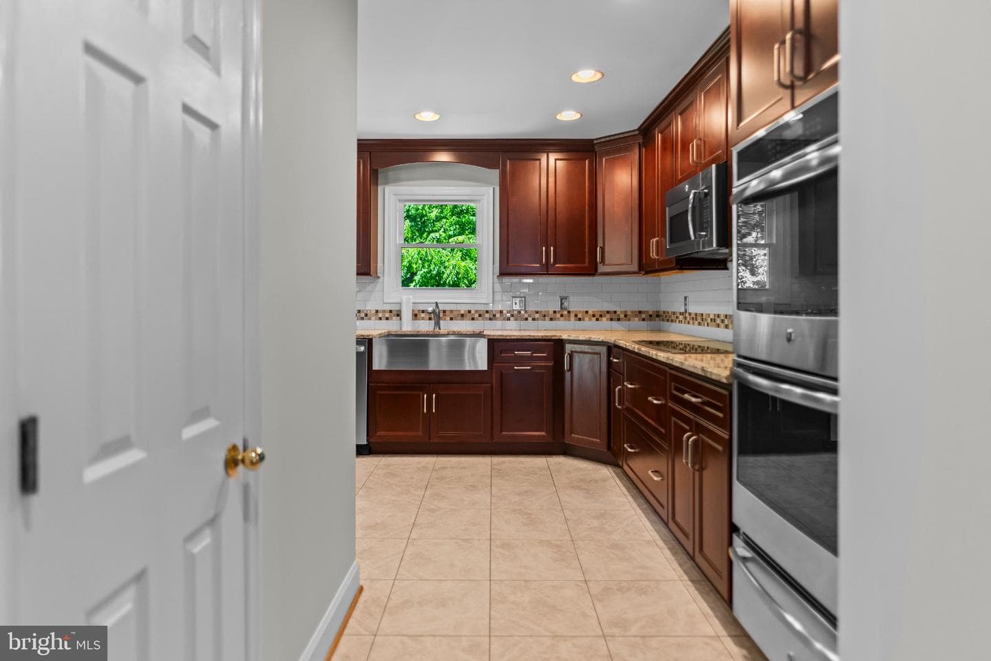 13805 W End Farm Road photo 9