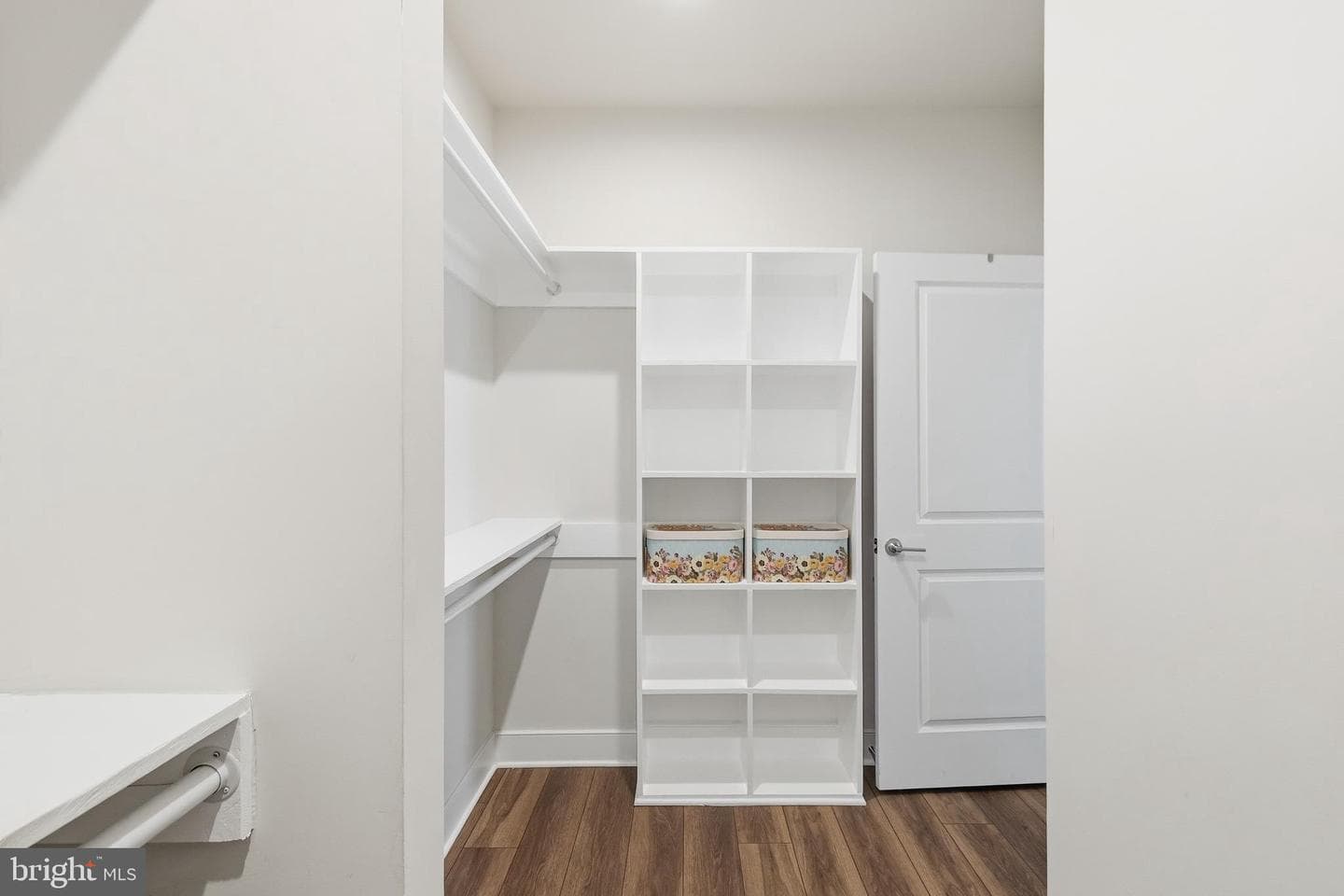 100 Saint Ives Place #108 photo 24
