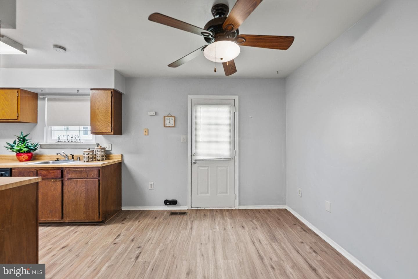 7032 Marbury Court photo 12