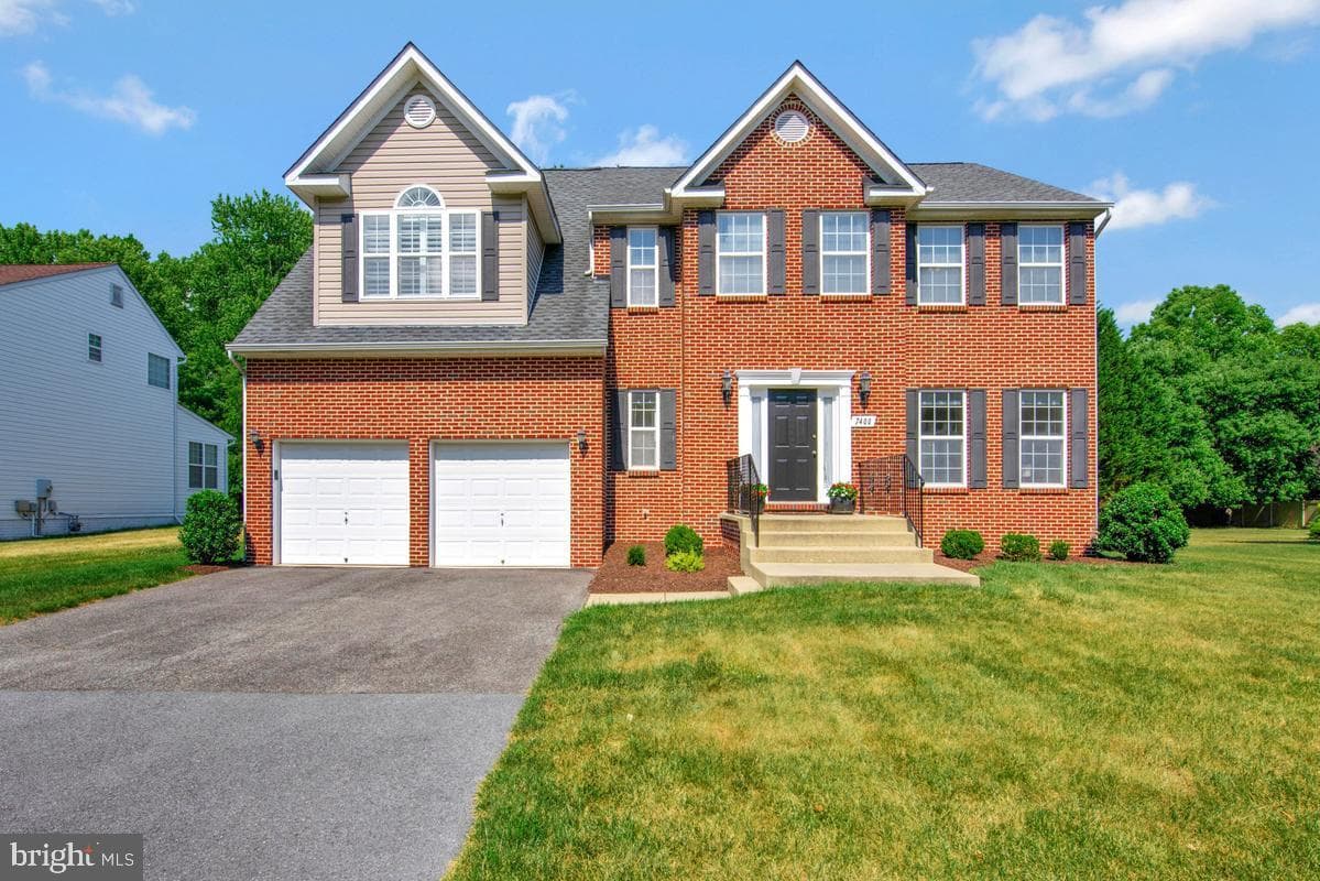 7400 Georgian Drive photo 1