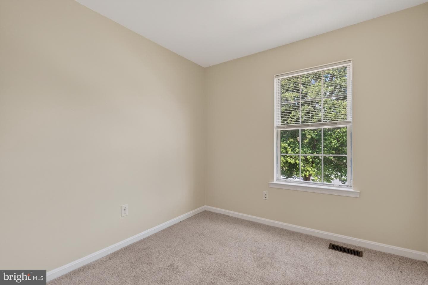 1806 Ryderwood photo 16