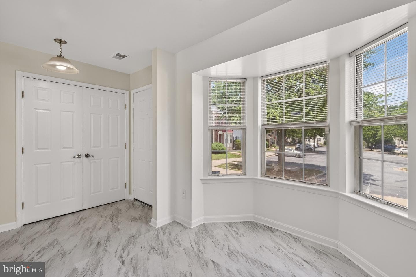 1806 Ryderwood photo 7