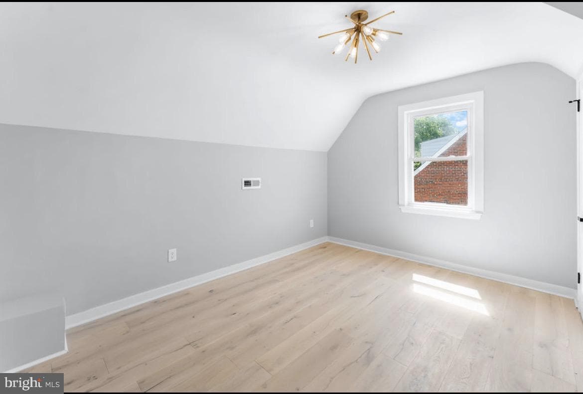 722 Sheridan Street photo 29
