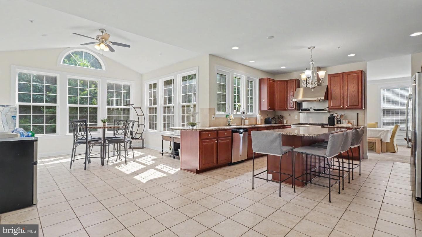 2700 Weary Creek Court photo 16