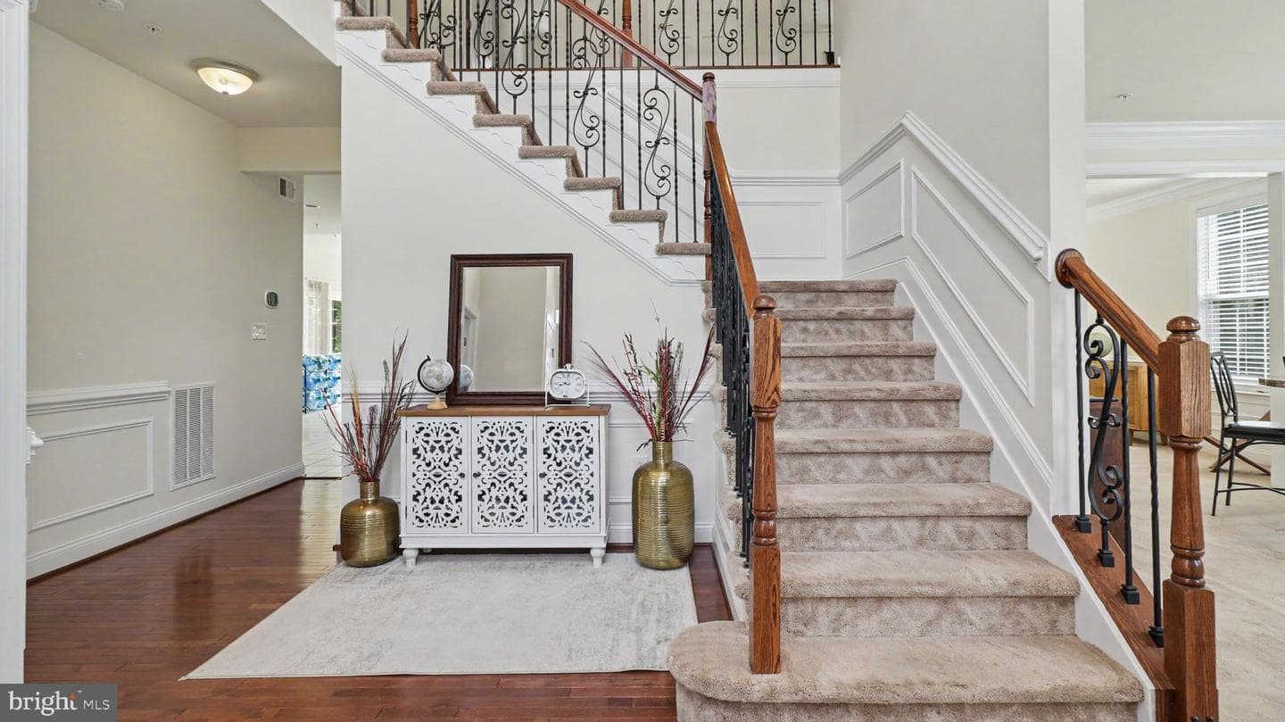 2700 Weary Creek Court photo 4