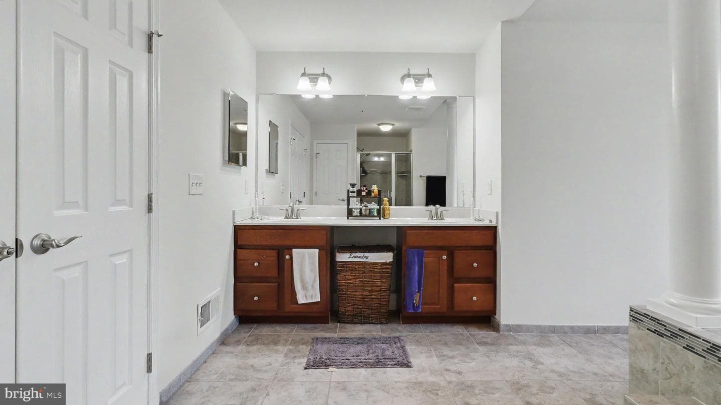 2700 Weary Creek Court photo 47