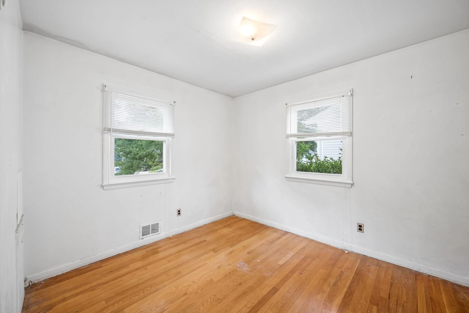 5711 Osage Street photo 12