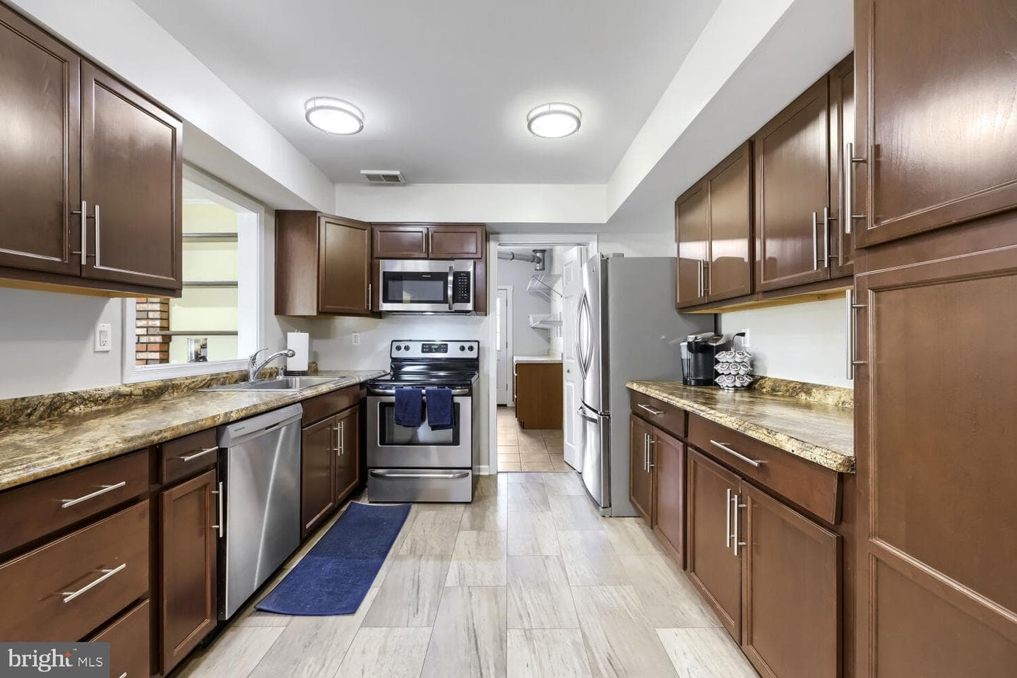 13459 Overbrook Lane photo 7