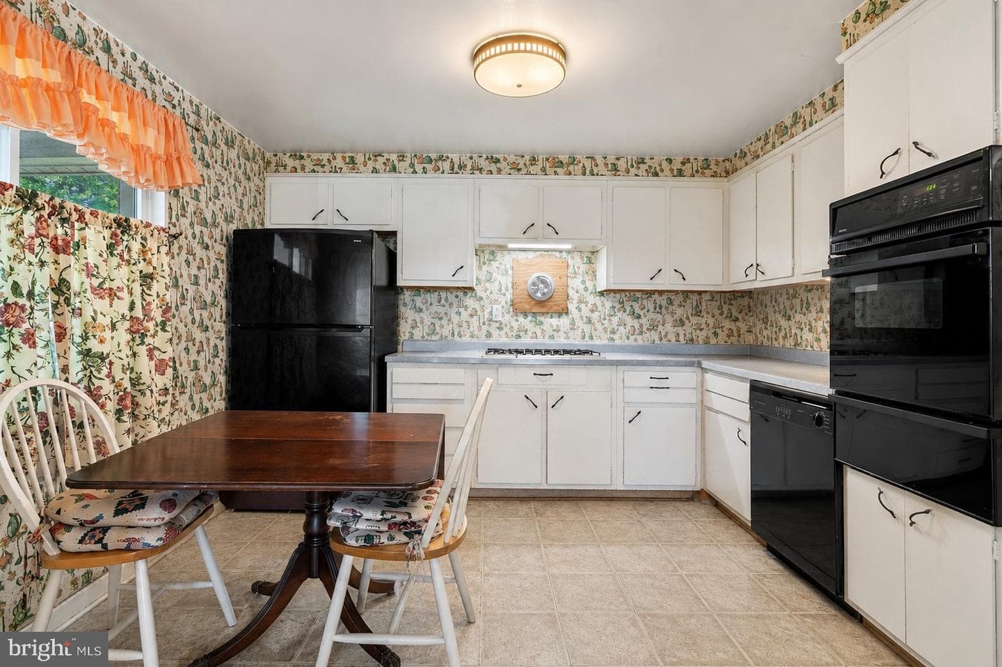 7201 Cloverdale Drive photo 4