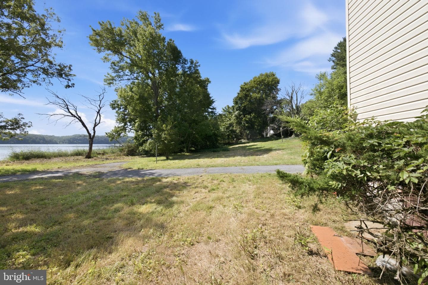 17501 Watershed Drive photo 4