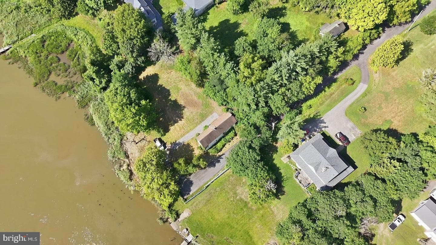 17501 Watershed Drive photo 43