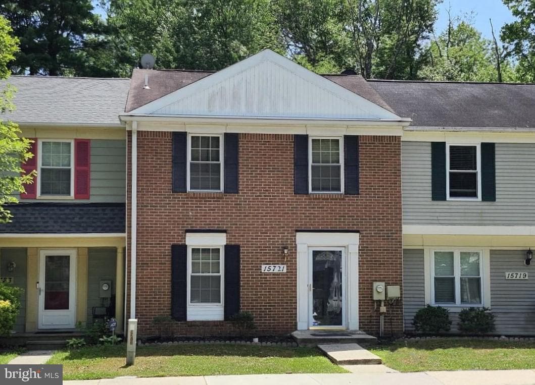 15721 Ebony Court photo 1